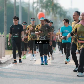 Runner Photo 6426034