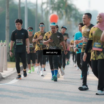 Runner Photo 6426038