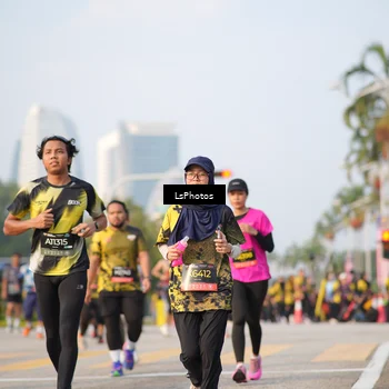 Runner Photo 6426046