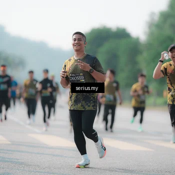 Runner Photo 6426047