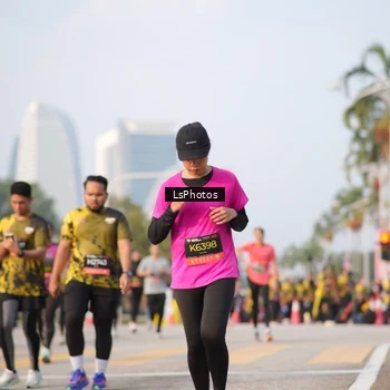 Runner Photo 6426067