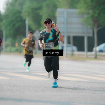 Runner Photo 6426076