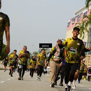 Runner Photo 6426081