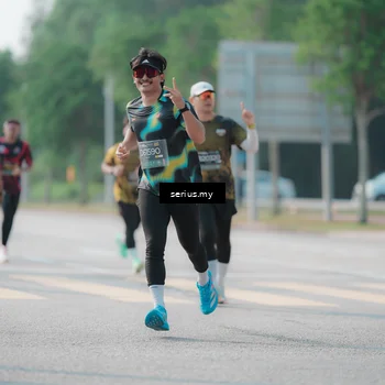 Runner Photo 6426087