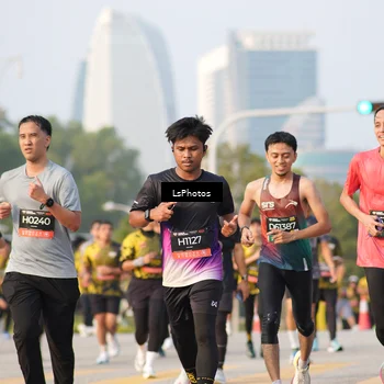 Runner Photo 6426090