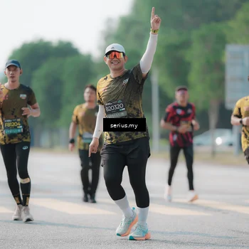 Runner Photo 6426100