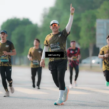 Runner Photo 6426117