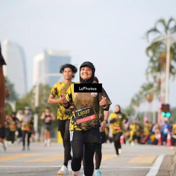 Runner Photo 6426125