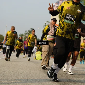 Runner Photo 6426130