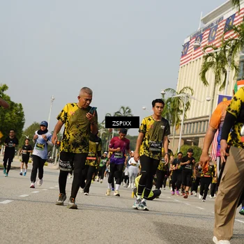 Runner Photo 6426136
