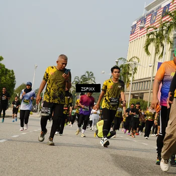 Runner Photo 6426144