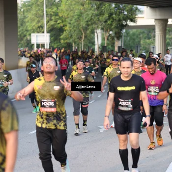 Runner Photo 6426165