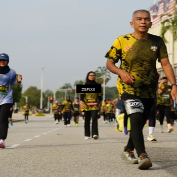 Runner Photo 6426167