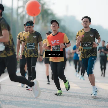 Runner Photo 6426168