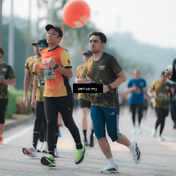 Runner Photo 6426170