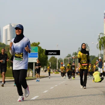 Runner Photo 6426193