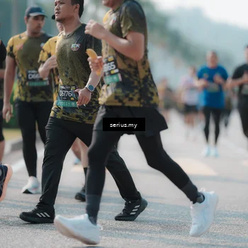 Runner Photo 6426194