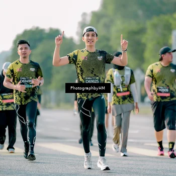 Runner Photo 6426200