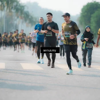 Runner Photo 6426208