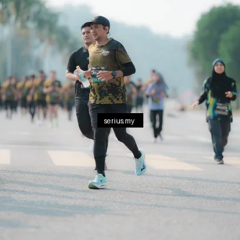 Runner Photo 6426213