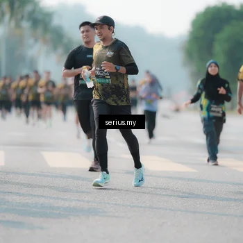 Runner Photo 6426219