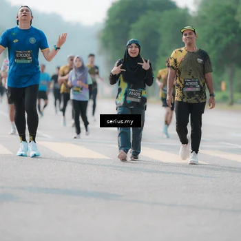 Runner Photo 6426254