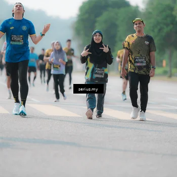 Runner Photo 6426263