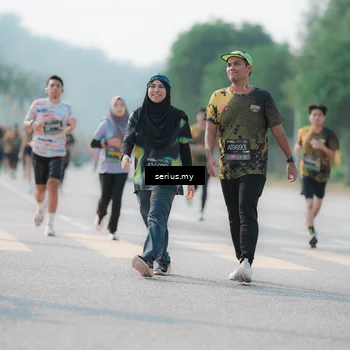 Runner Photo 6426265