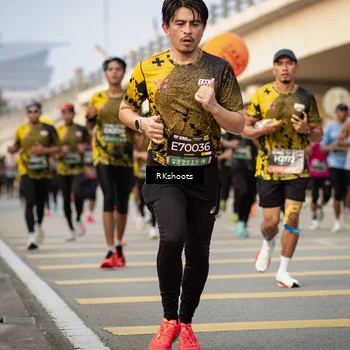 Runner Photo 6426266