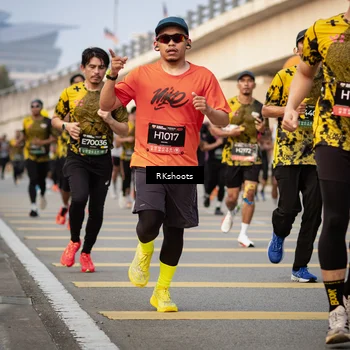 Runner Photo 6426269