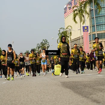 Runner Photo 6426279