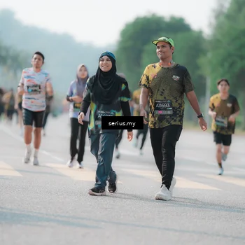 Runner Photo 6426282