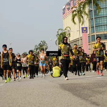 Runner Photo 6426283