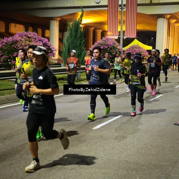 Runner Photo 6426285
