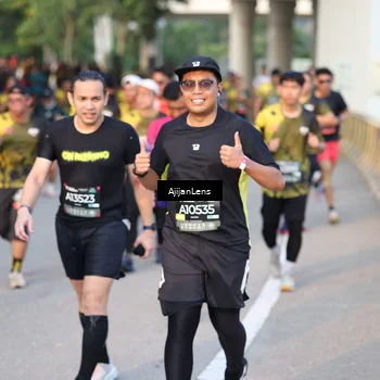 Runner Photo 6426289