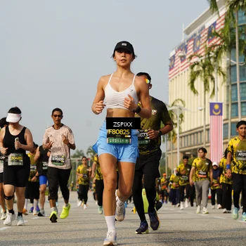 Runner Photo 6426299