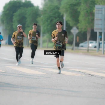 Runner Photo 6426302