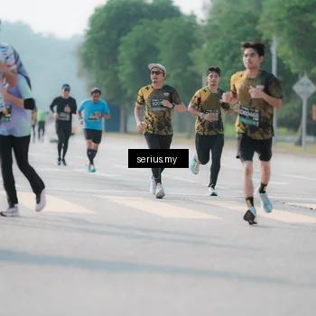 Runner Photo 6426306