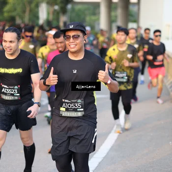 Runner Photo 6426307