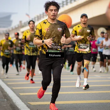 Runner Photo 6426318