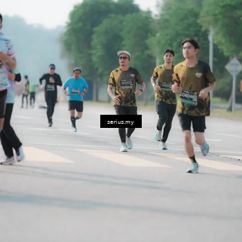 Runner Photo 6426321