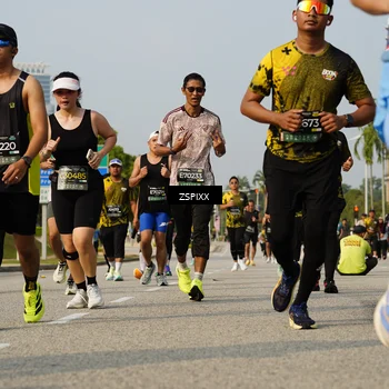 Runner Photo 6426322
