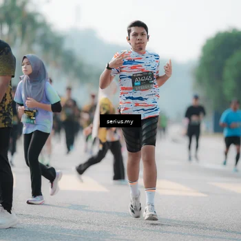 Runner Photo 6426328