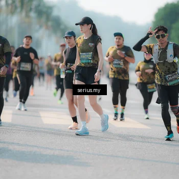 Runner Photo 6426378