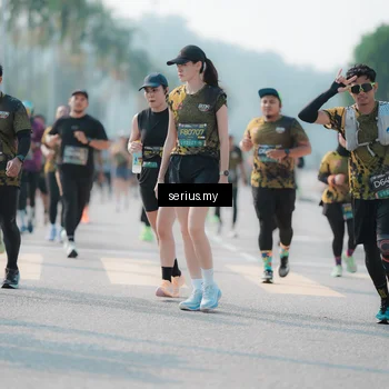 Runner Photo 6426383