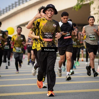 Runner Photo 6426392