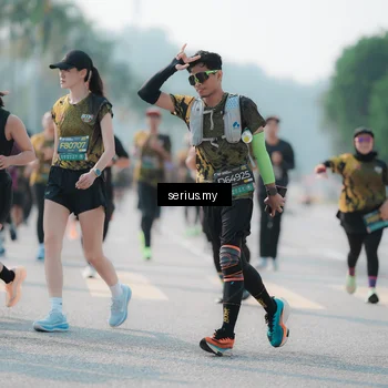 Runner Photo 6426393