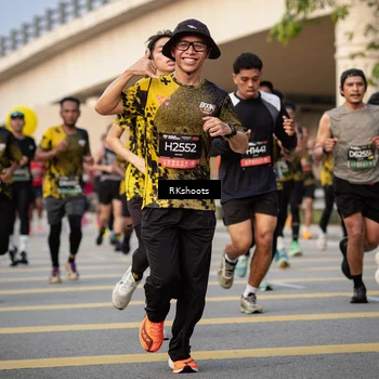 Runner Photo 6426396