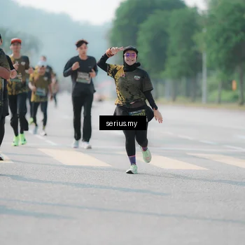 Runner Photo 6426403