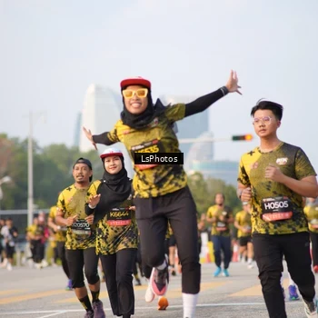 Runner Photo 6426424